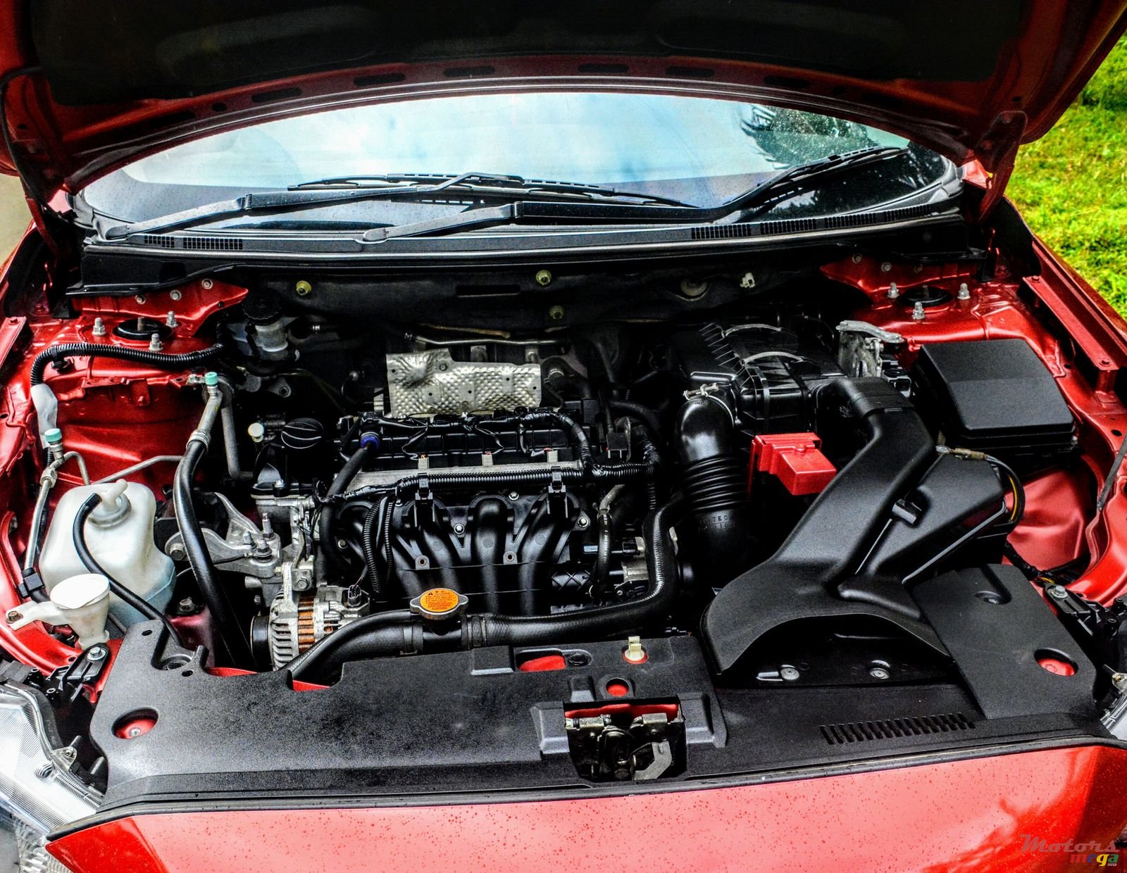 2010' Mitsubishi Lancer EX photo #5