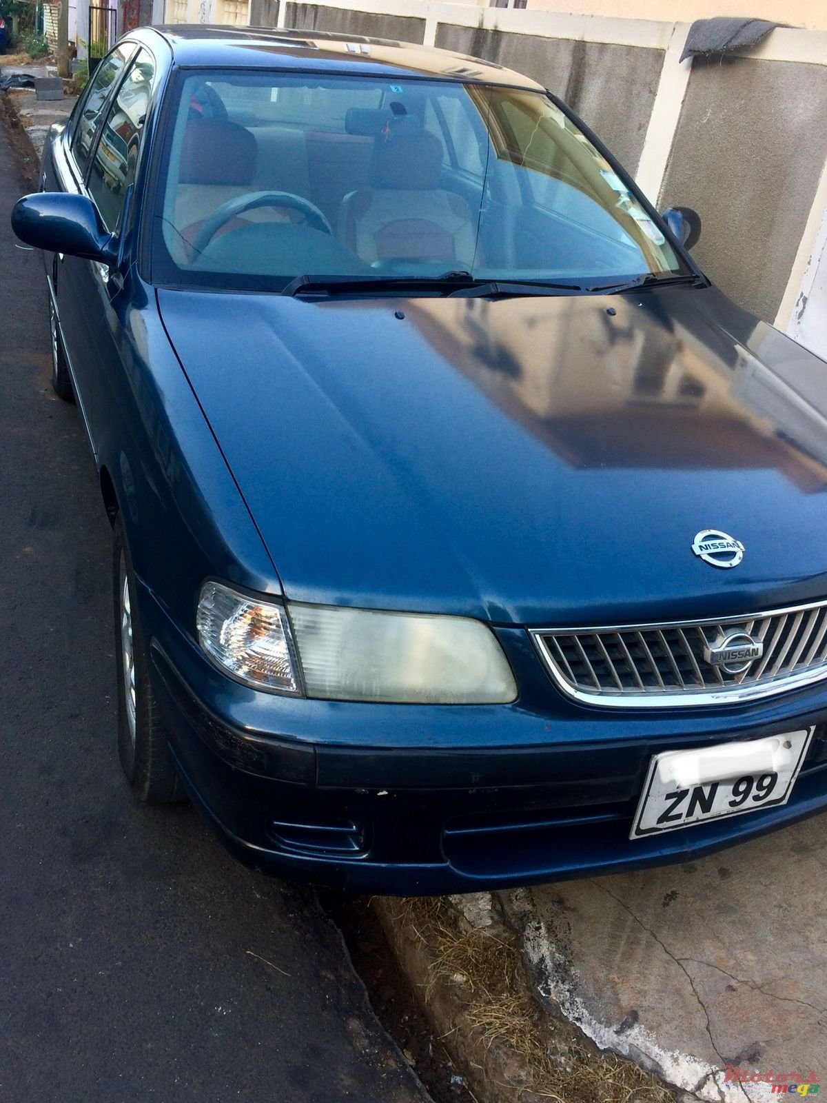 1999' Nissan Sunny photo #1
