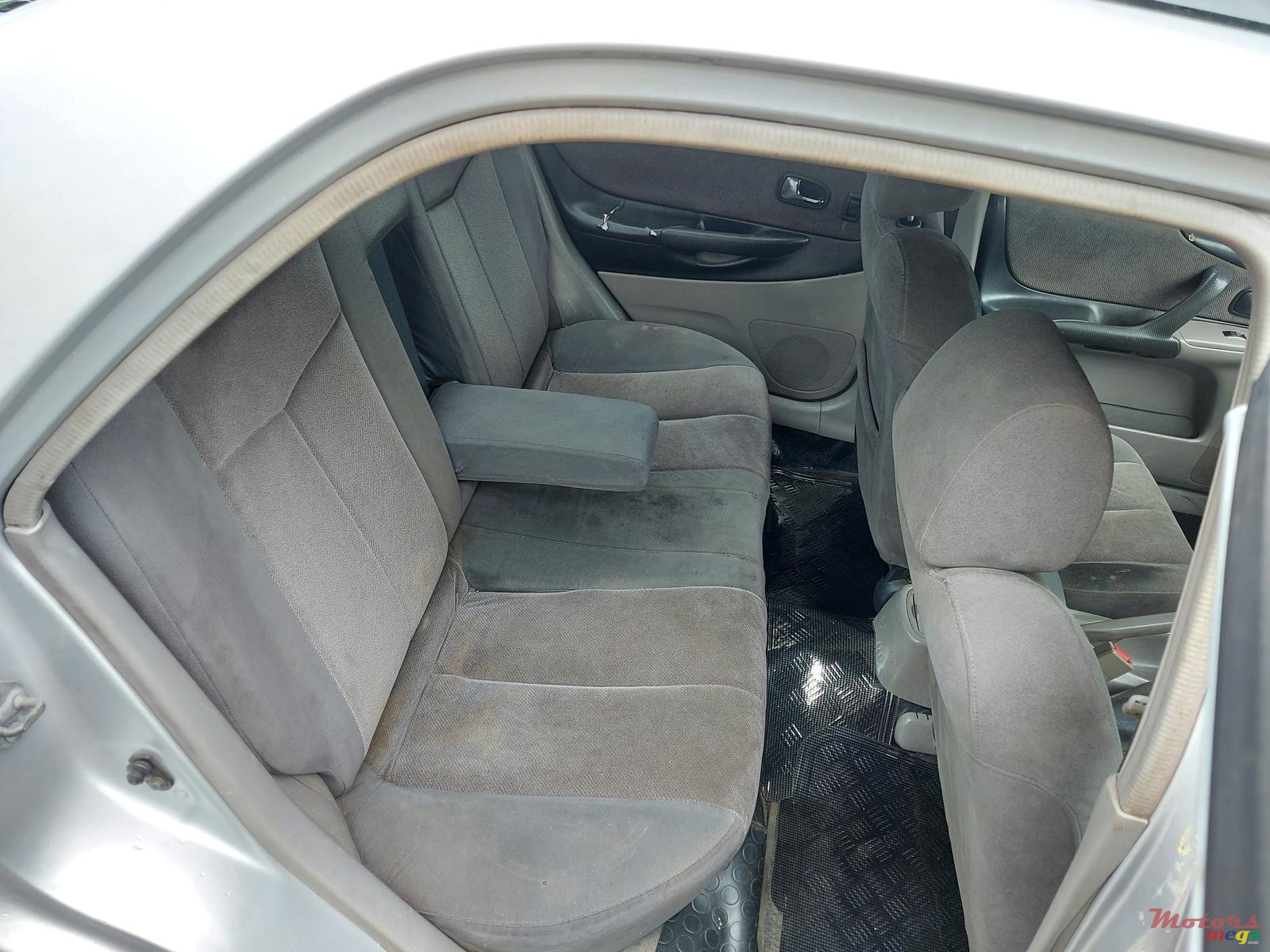 2002' Mazda Familia Dorigin photo #2