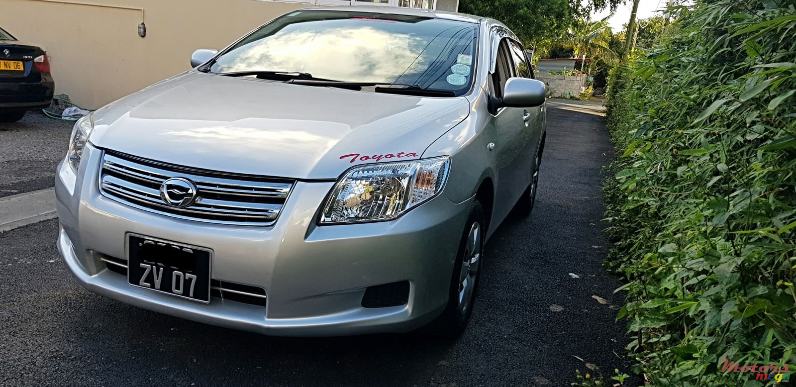 2007' Toyota Axio AUTOMATIC photo #1