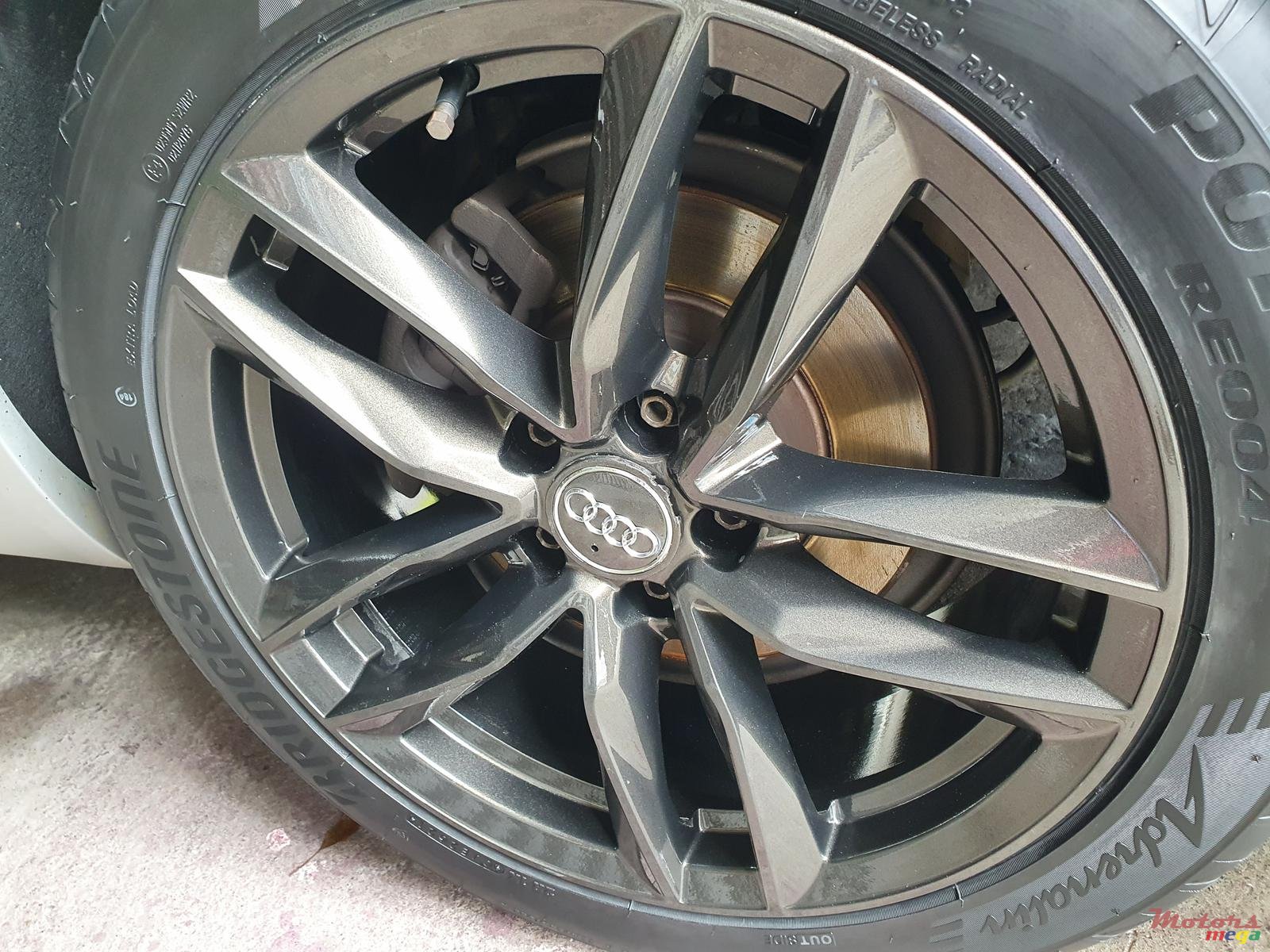 2012' Audi A6 With private number photo #3