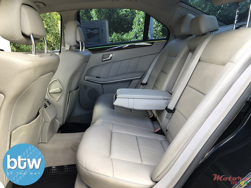 2009' Mercedes-Benz E 200 photo #7