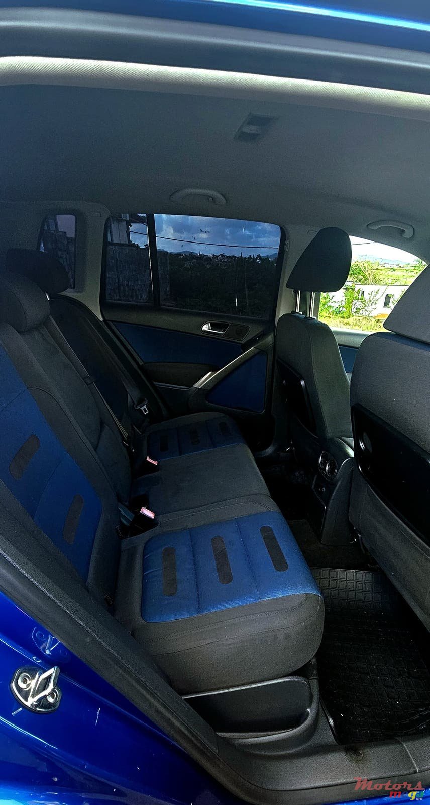 2008' Volkswagen Tiguan photo #5