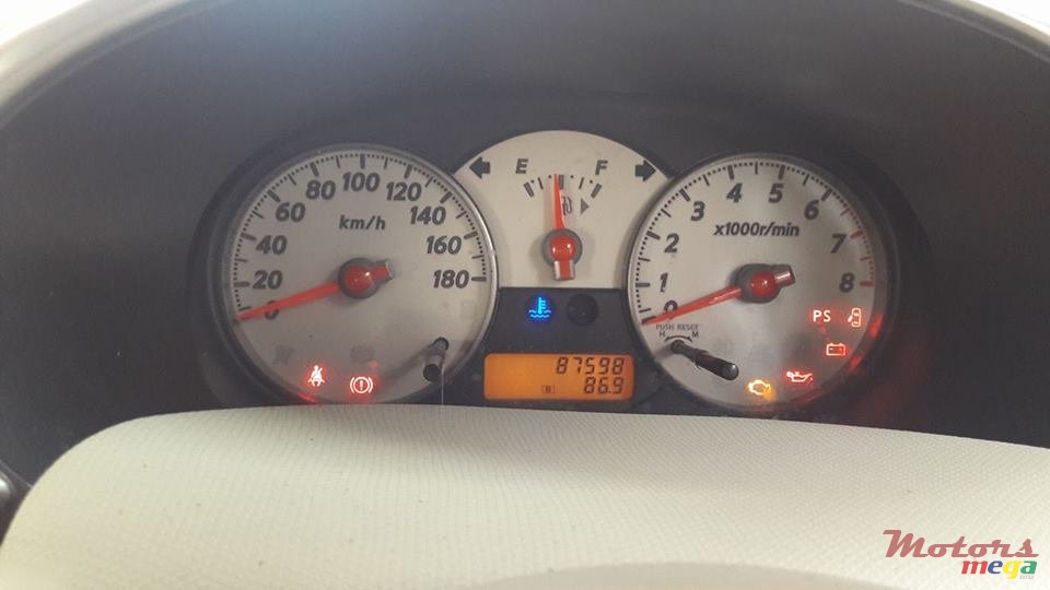 2007' Nissan March photo #3