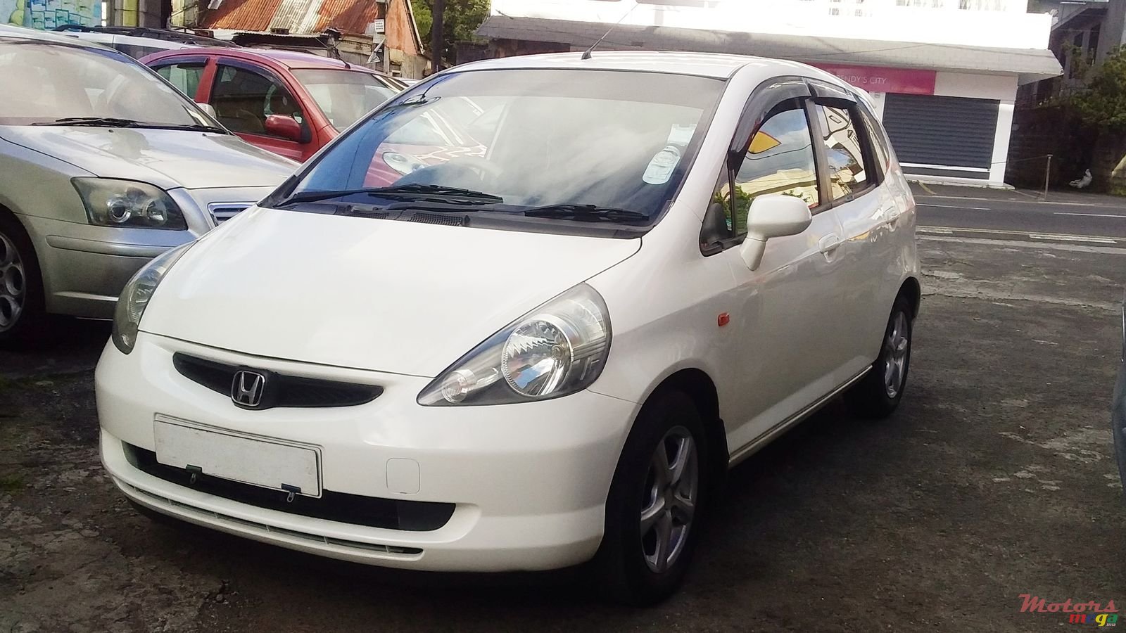 2004' Honda Jazz photo #1