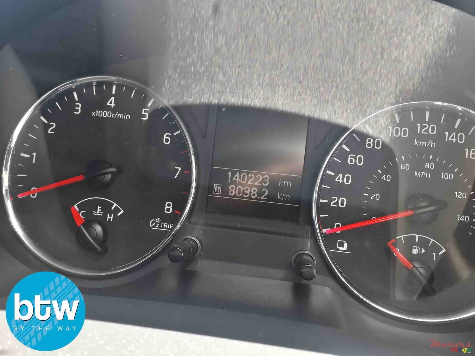 2013' Nissan X-Trail photo #7