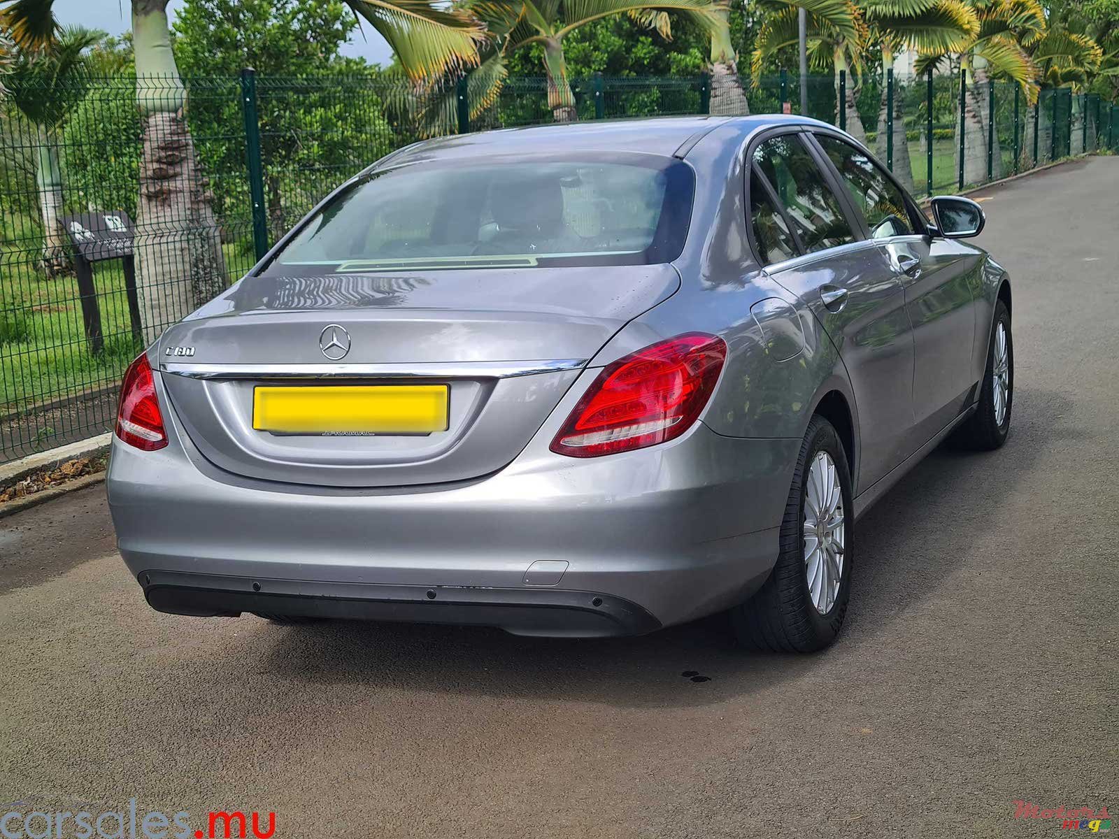 2014' Mercedes-Benz C 180 Classic photo #6