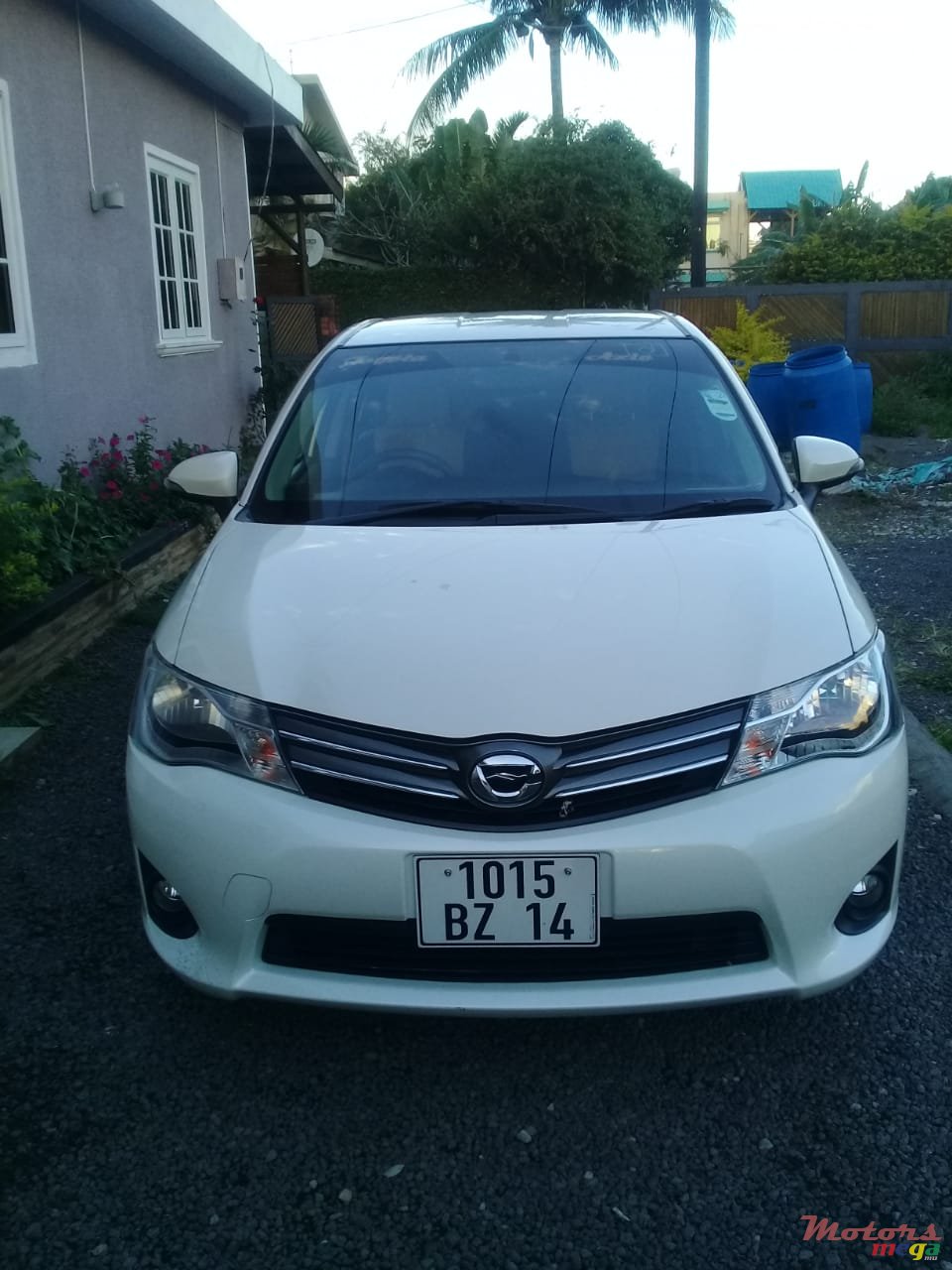 2014' Toyota Axio photo #5