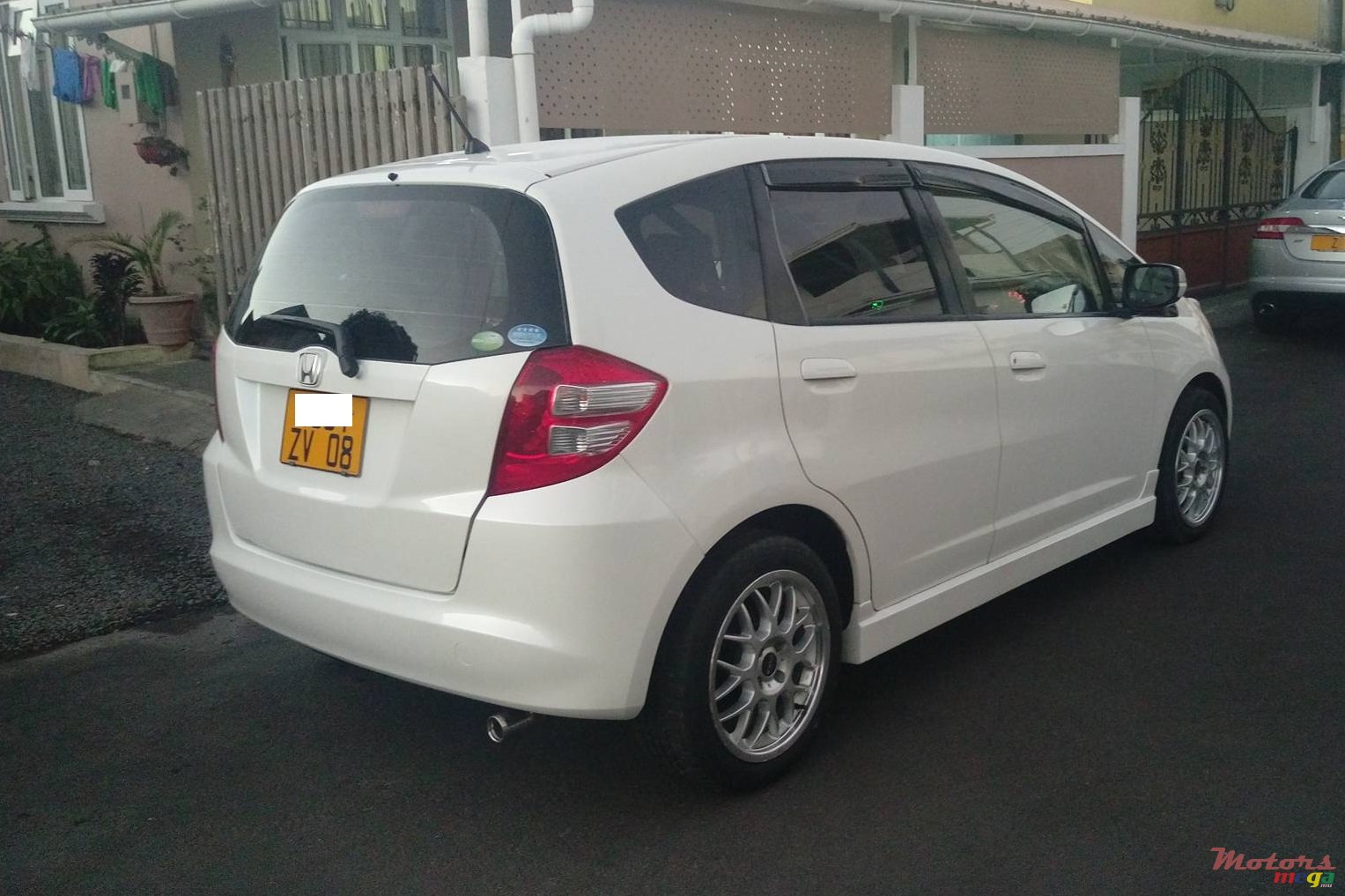 2008' Honda Fit photo #2