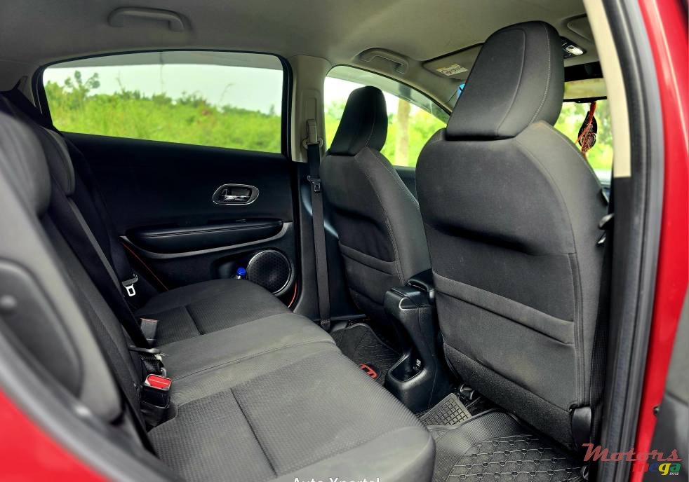 2018' Honda HR-V photo #5