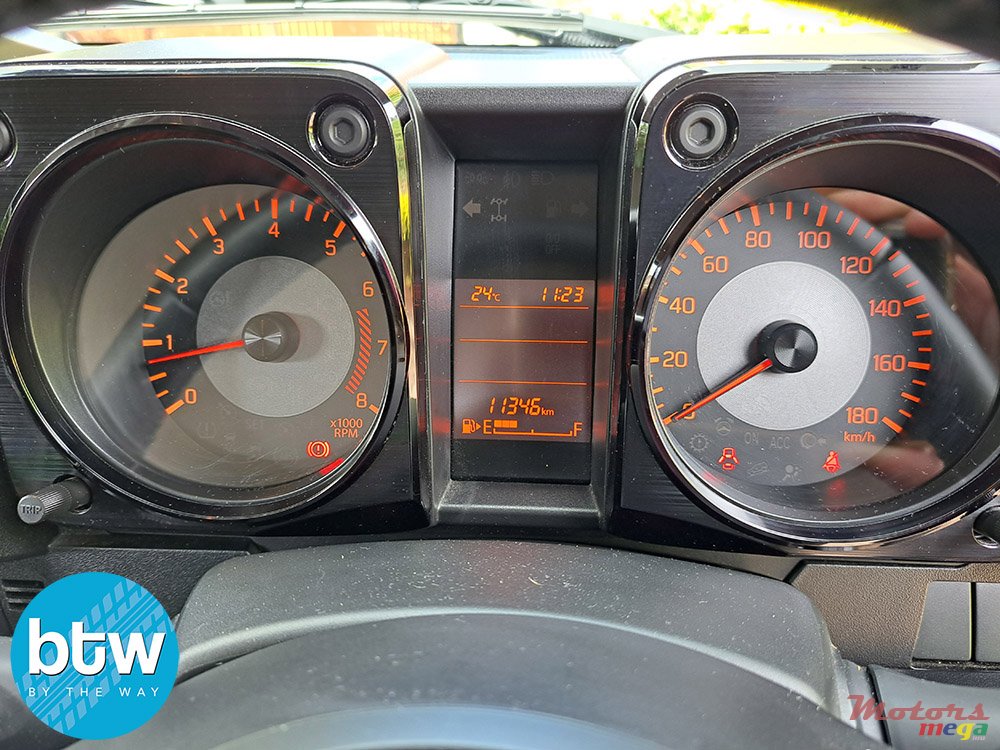 2022' Suzuki Jimny photo #7