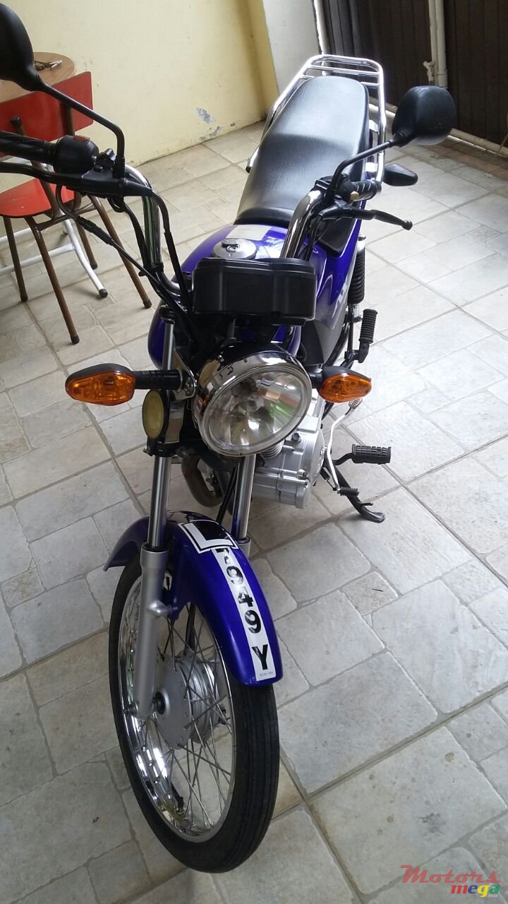 2013' Suzuki AX4 photo #3