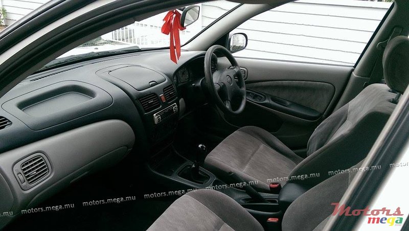 2003' Nissan sunny n16 photo #3