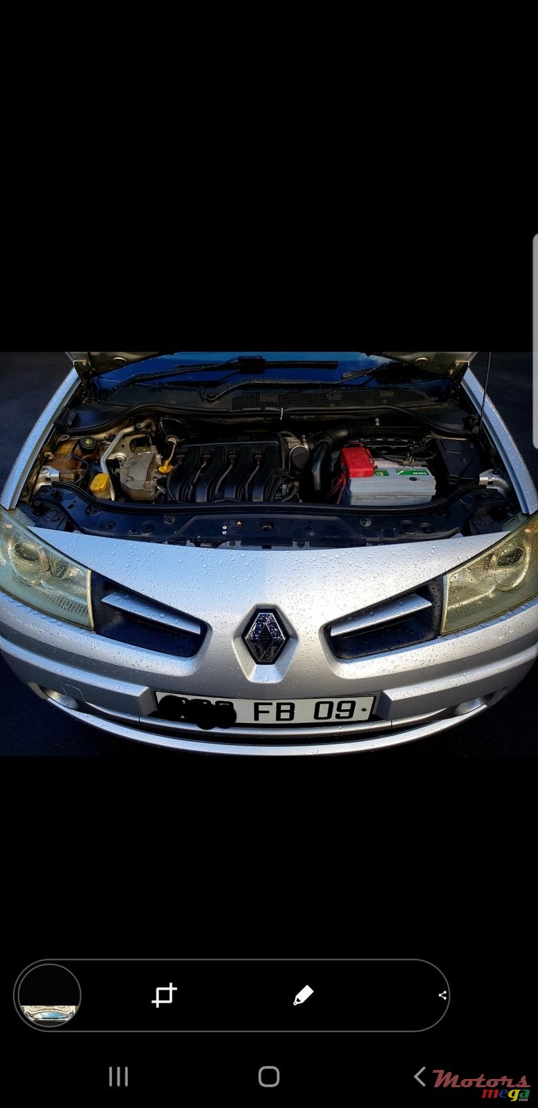 2009' Renault Megane photo #6