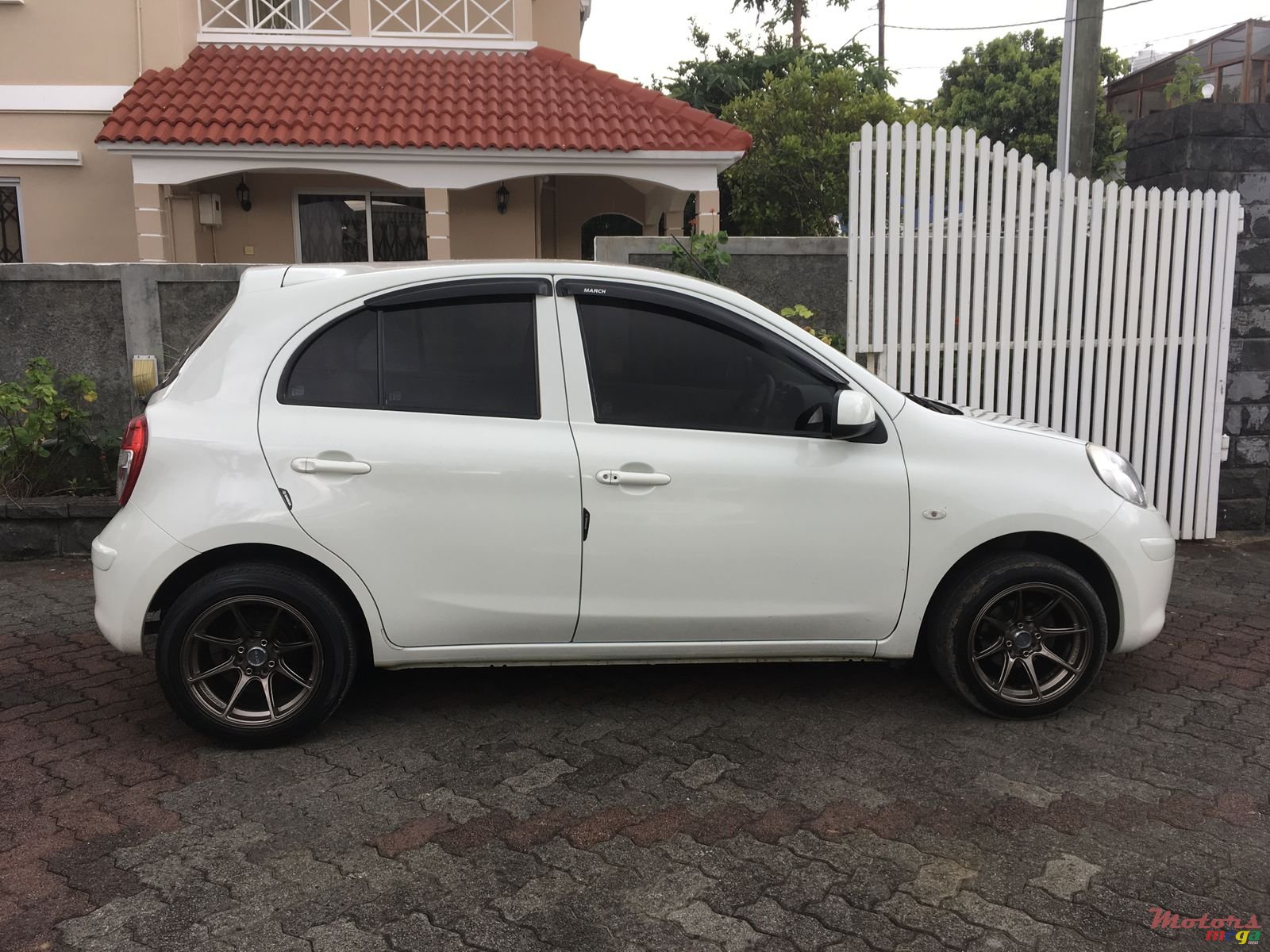 2013' Nissan March photo #2