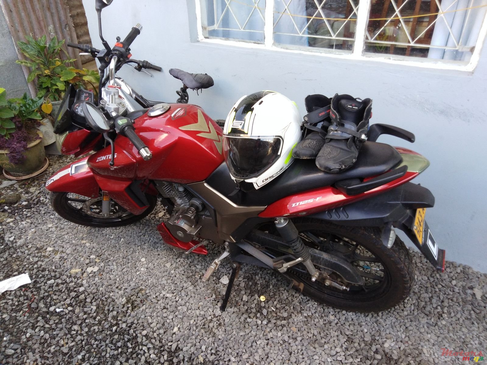 2017' Zonder photo #2