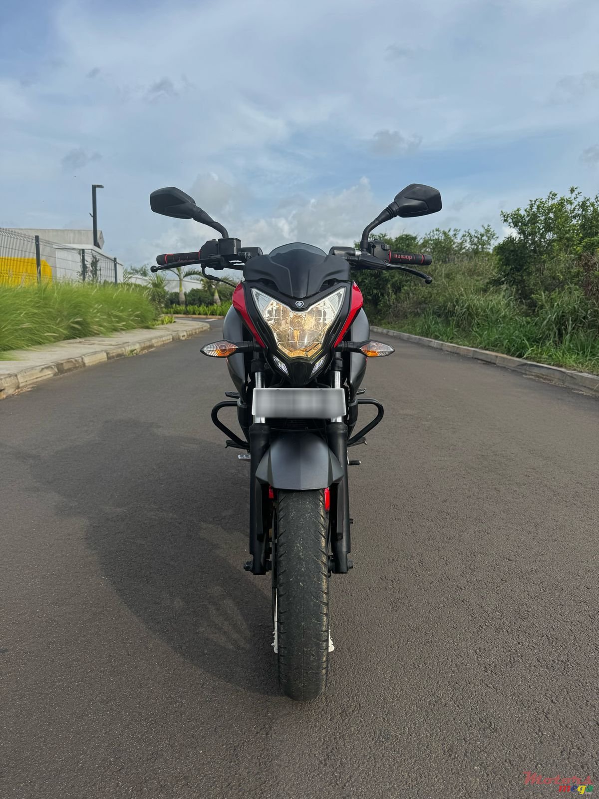 2021' Bajaj photo #1