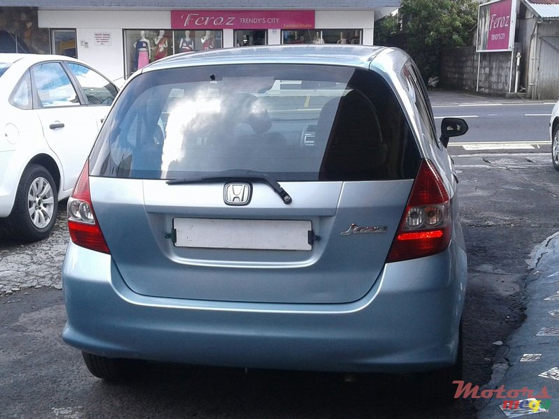 2008' Honda Jazz photo #2