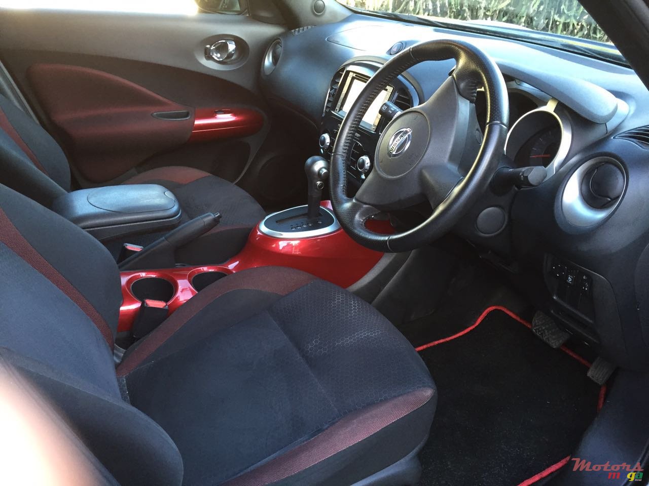 2010' Nissan Juke photo #5