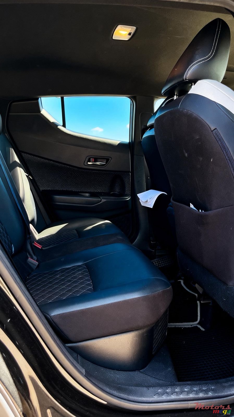 2019' Toyota chr photo #5