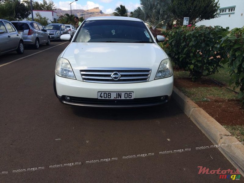 2006' Nissan Cefiro photo #3