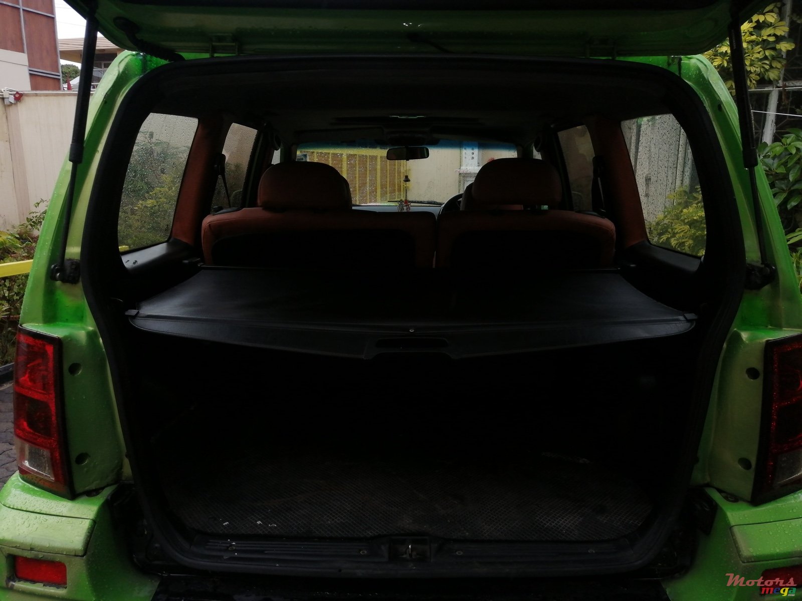 2002' Hyundai Terracan Face-lift Jeep Cherokee photo #5