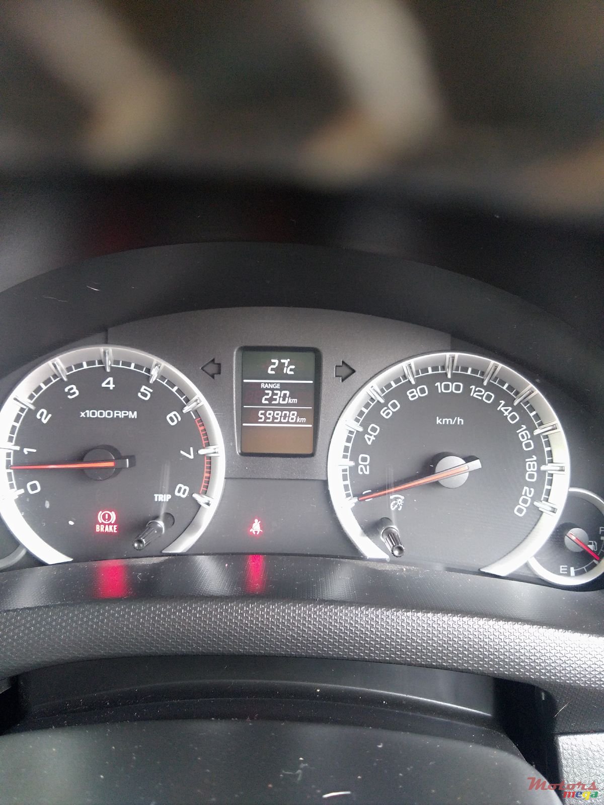 2012' Suzuki Swift photo #5