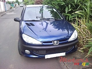 2003' Peugeot 206 photo #1
