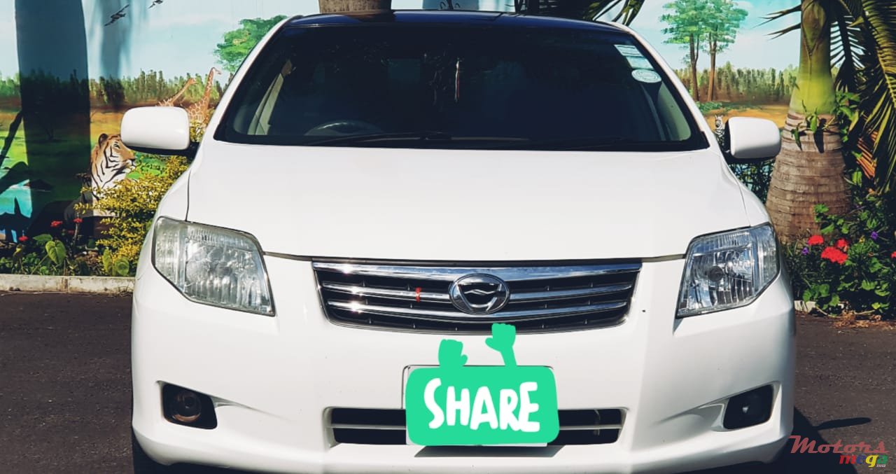 2009' Toyota Axio photo #1