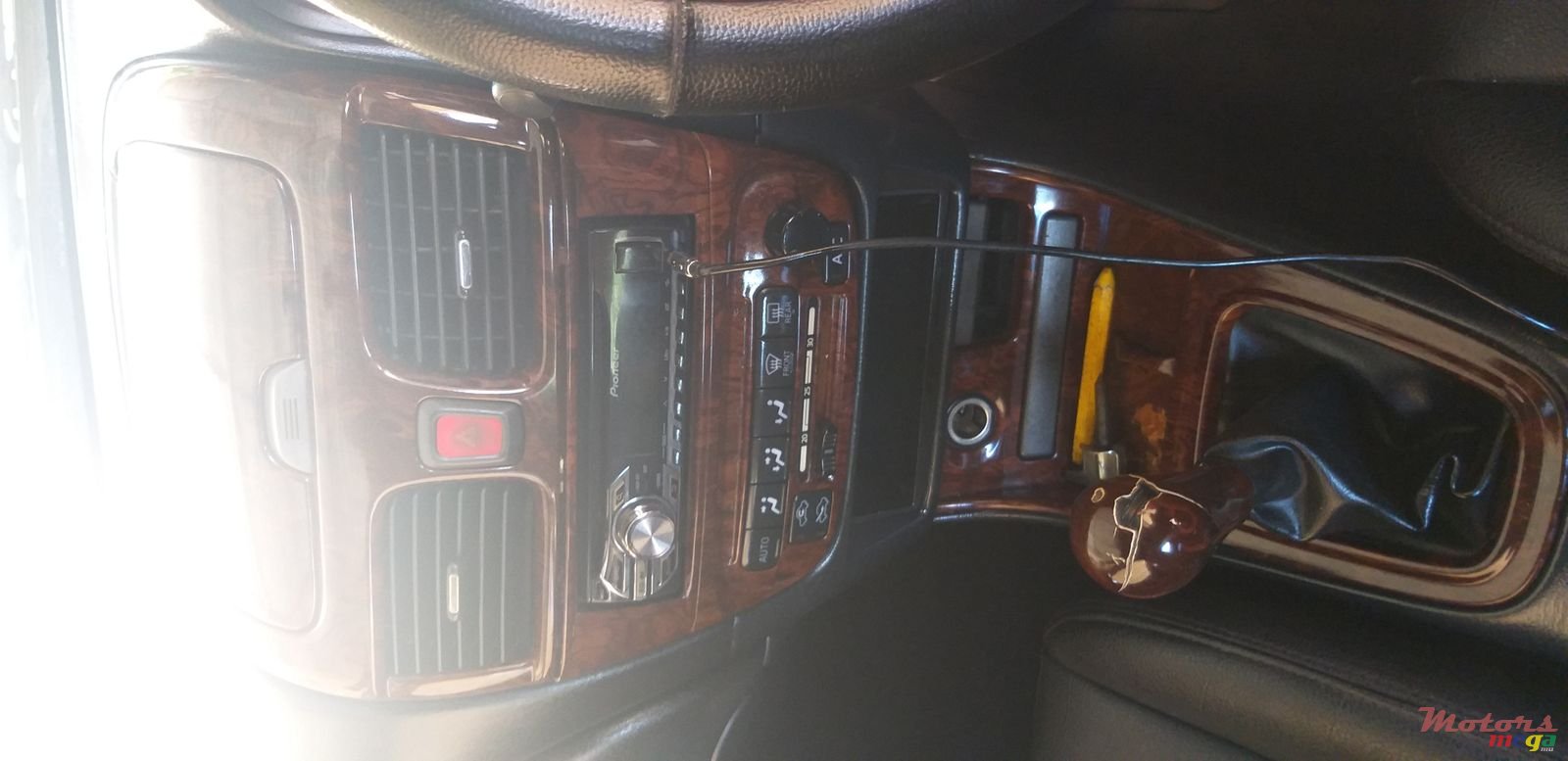 2004' Nissan Sunny photo #6