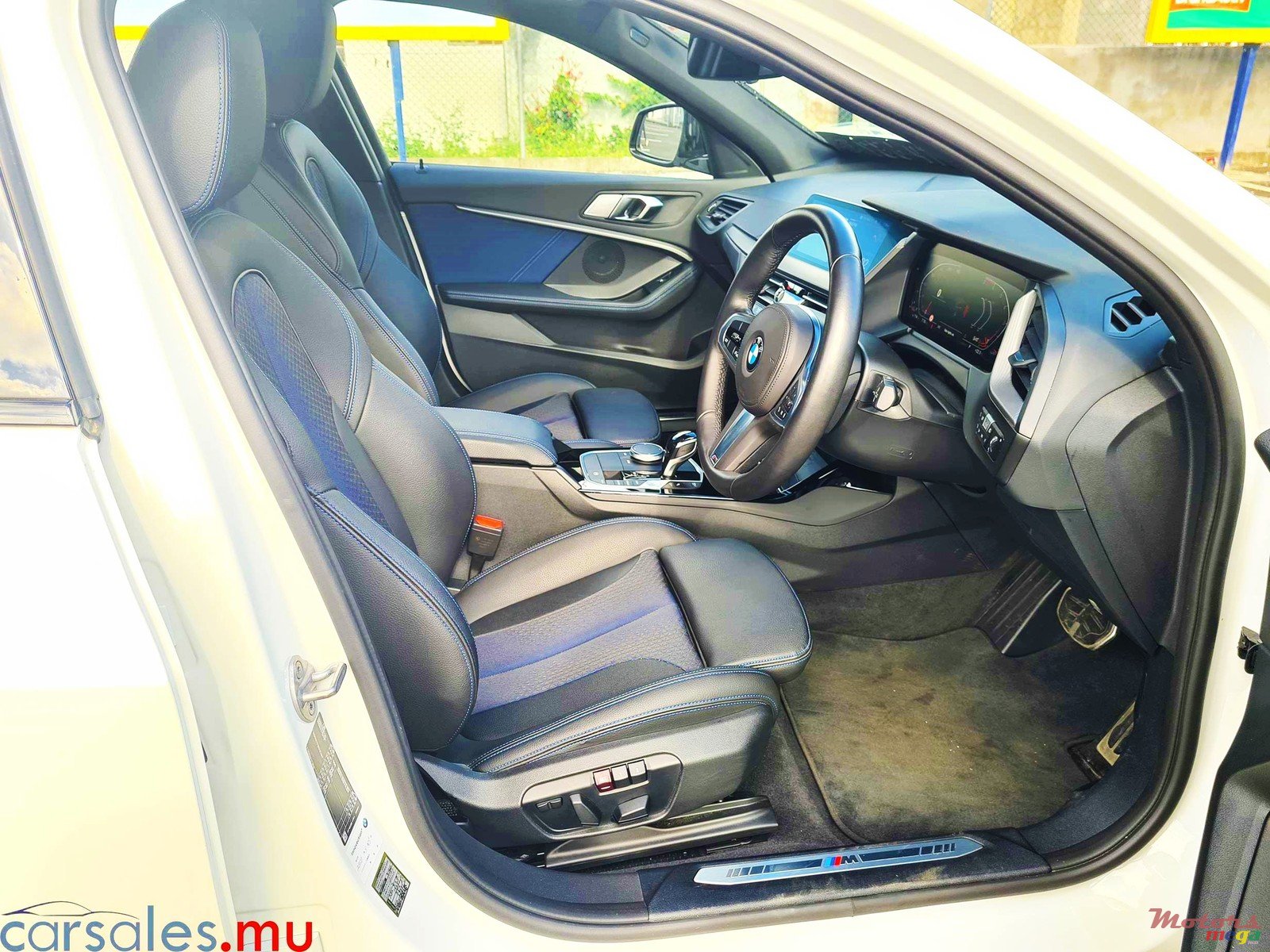 2020' BMW 118 i M Sport Line photo #5