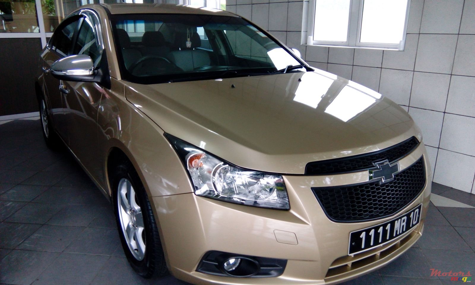 2010' Chevrolet Cruze photo #4