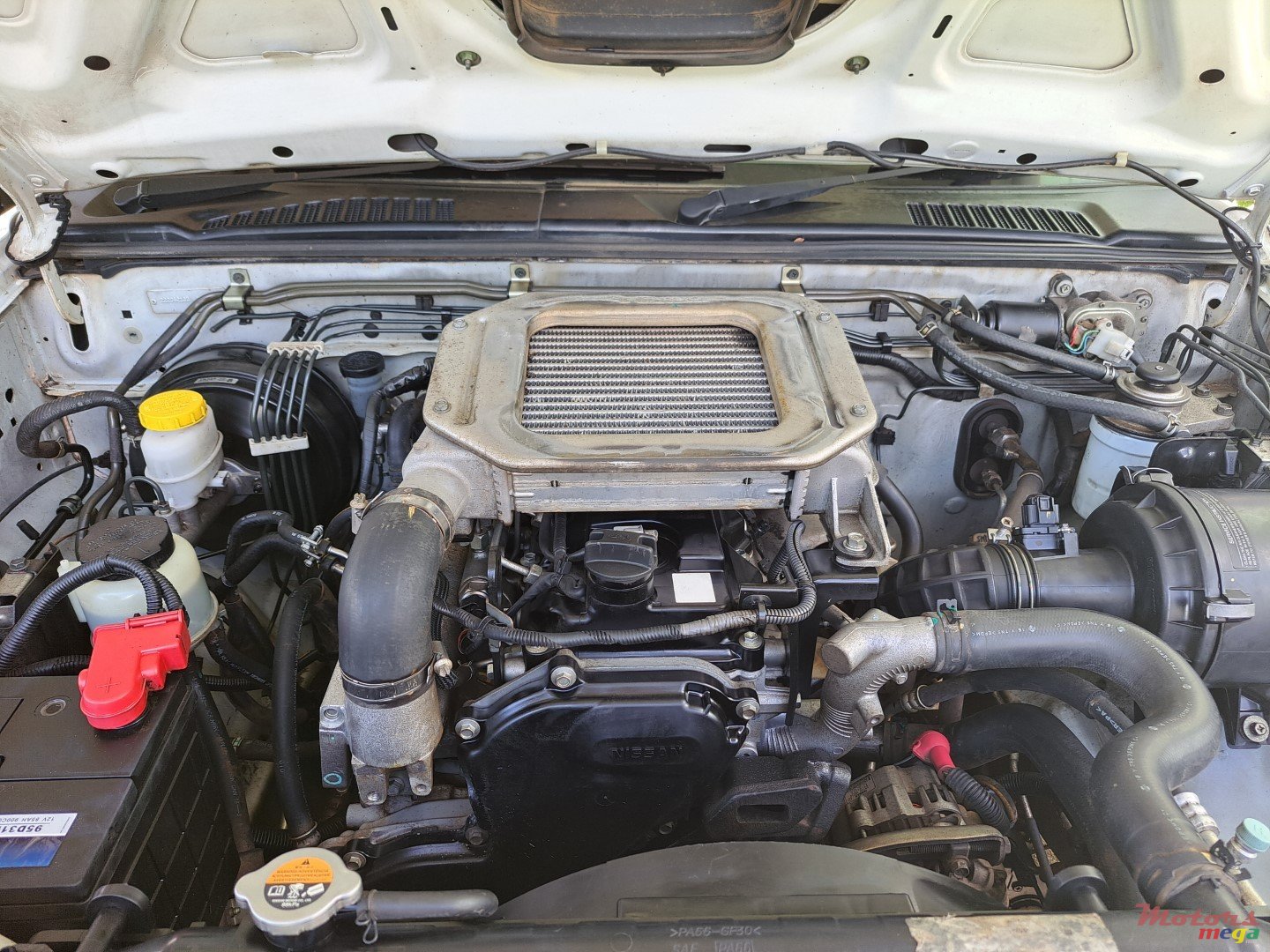 2017' Nissan NV300 photo #6