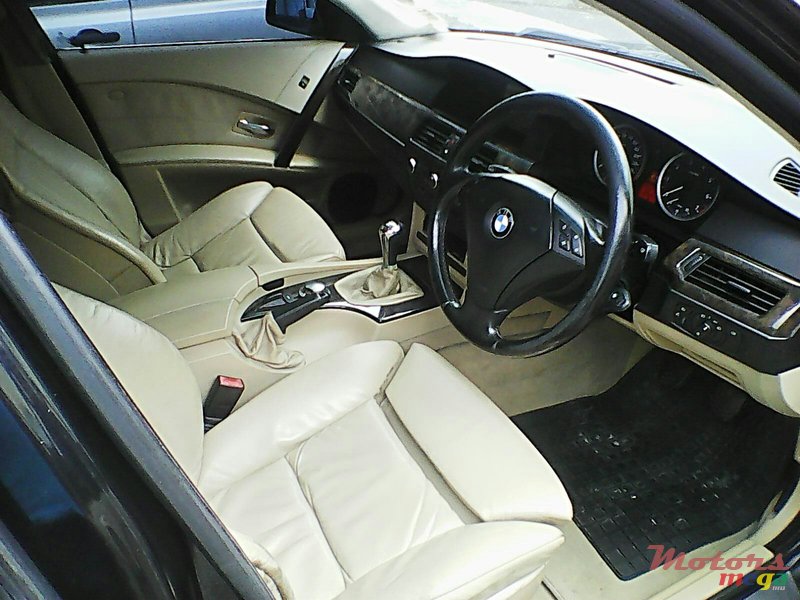 2004' BMW 530 530i photo #4