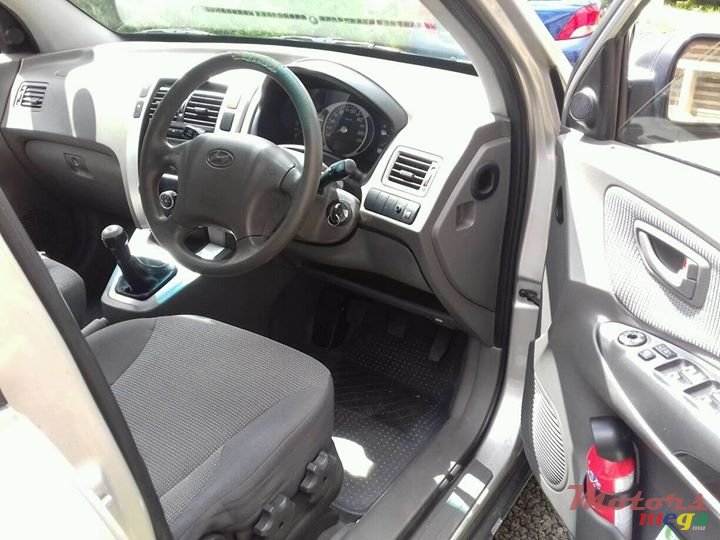 2008' Hyundai Tucson TURBO DIESEL photo #3
