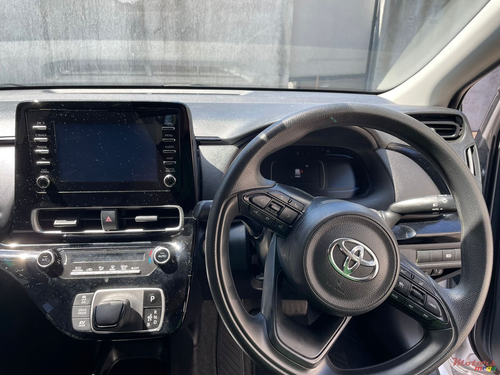 2022' Toyota Aqua photo #6