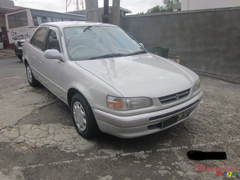 1997' Toyota Corolla XE-Saloon  photo #1