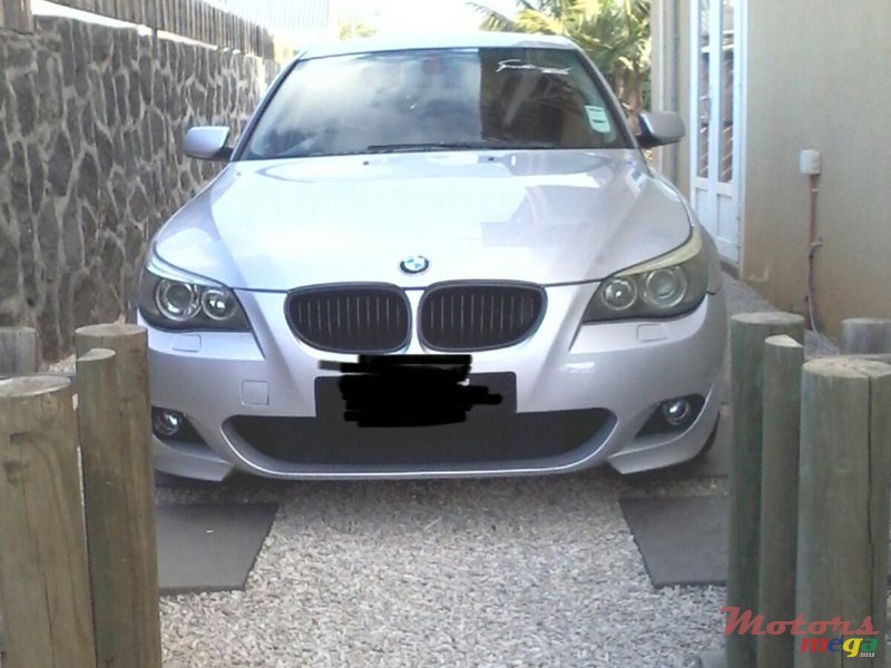 2004' BMW 5 Series photo #1