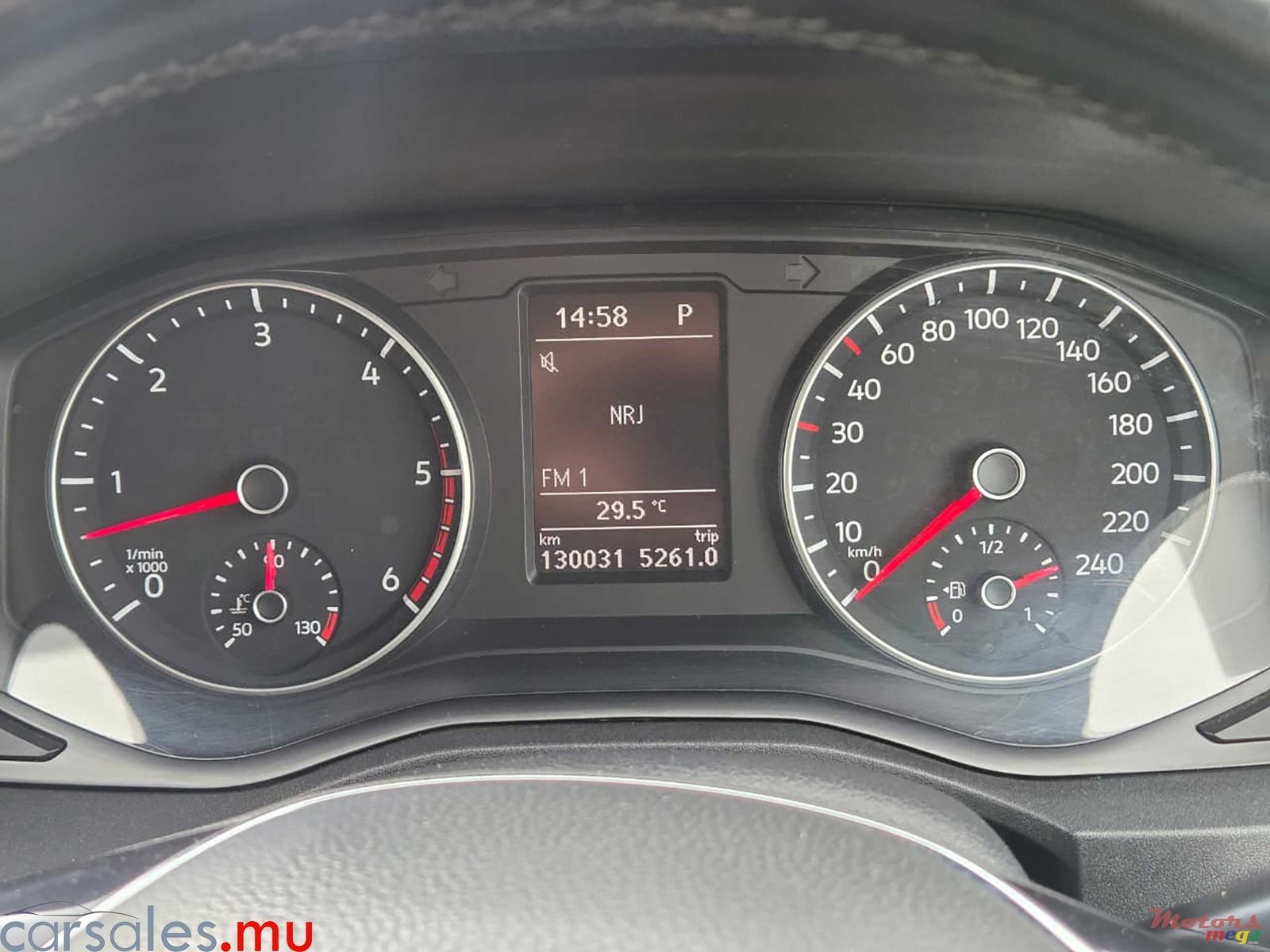 2019' Volkswagen Amarok 3.0 V6 TDI 4Motion photo #7