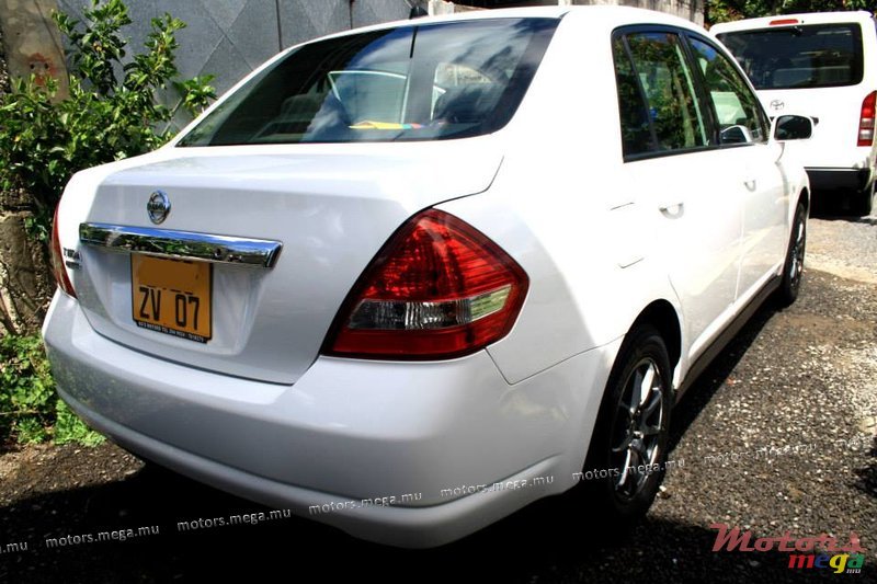 2007' Nissan photo #3