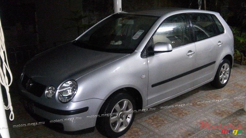 2003' Volkswagen Polo photo #2