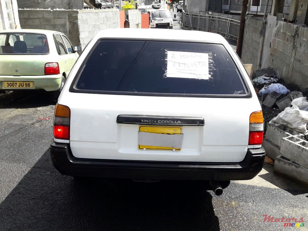1988' Toyota Corolla photo #6
