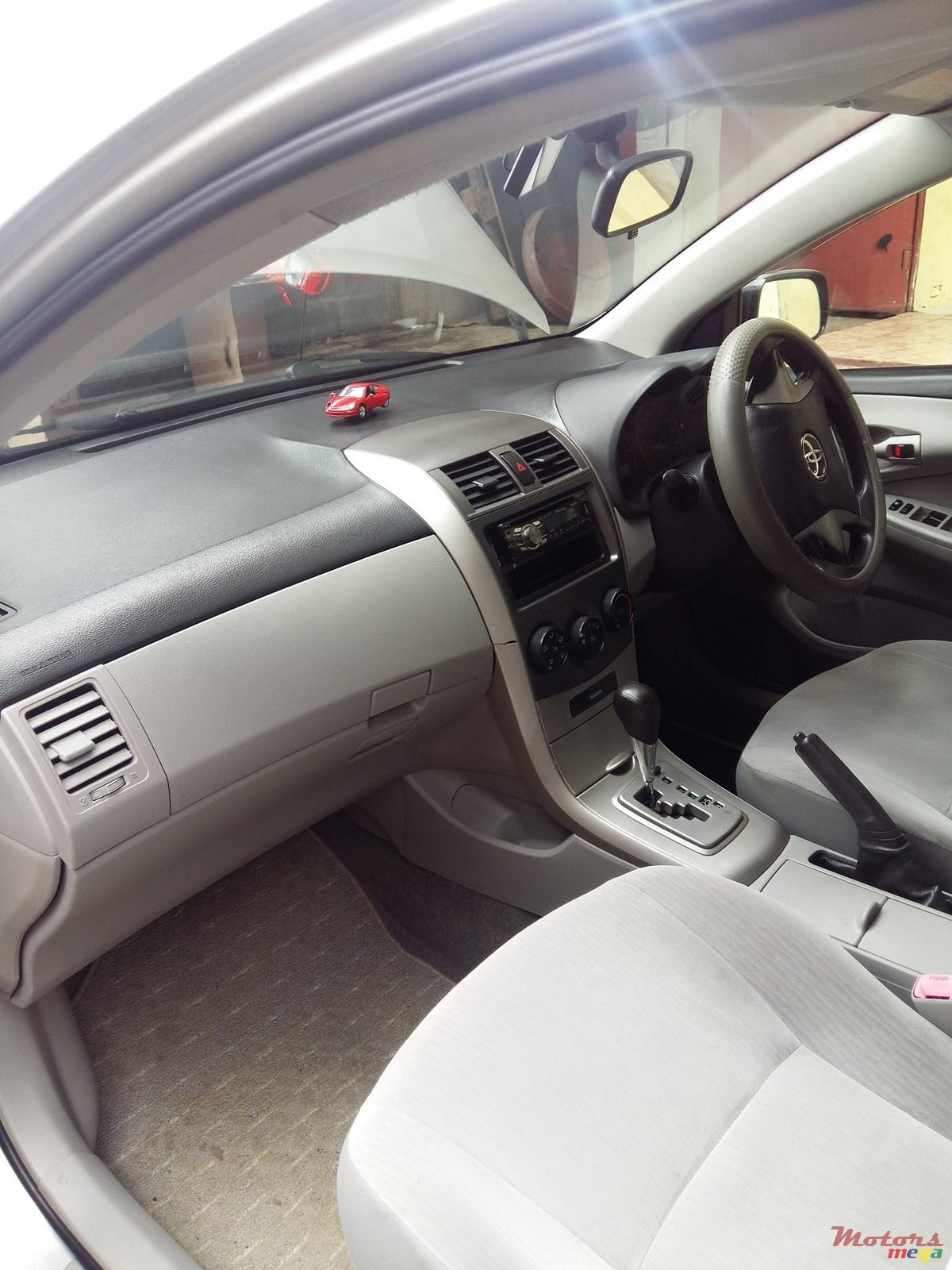 2008' Toyota Axio photo #4