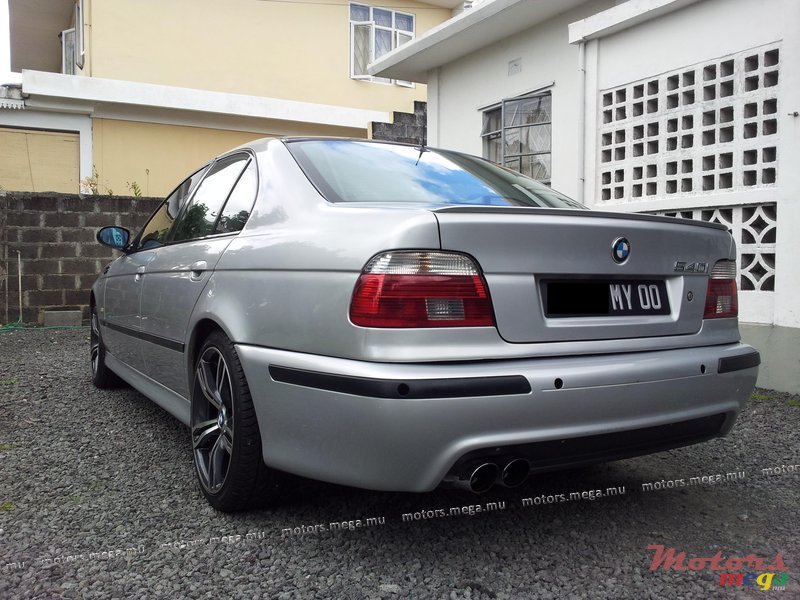 2000' BMW 540i V8 photo #2