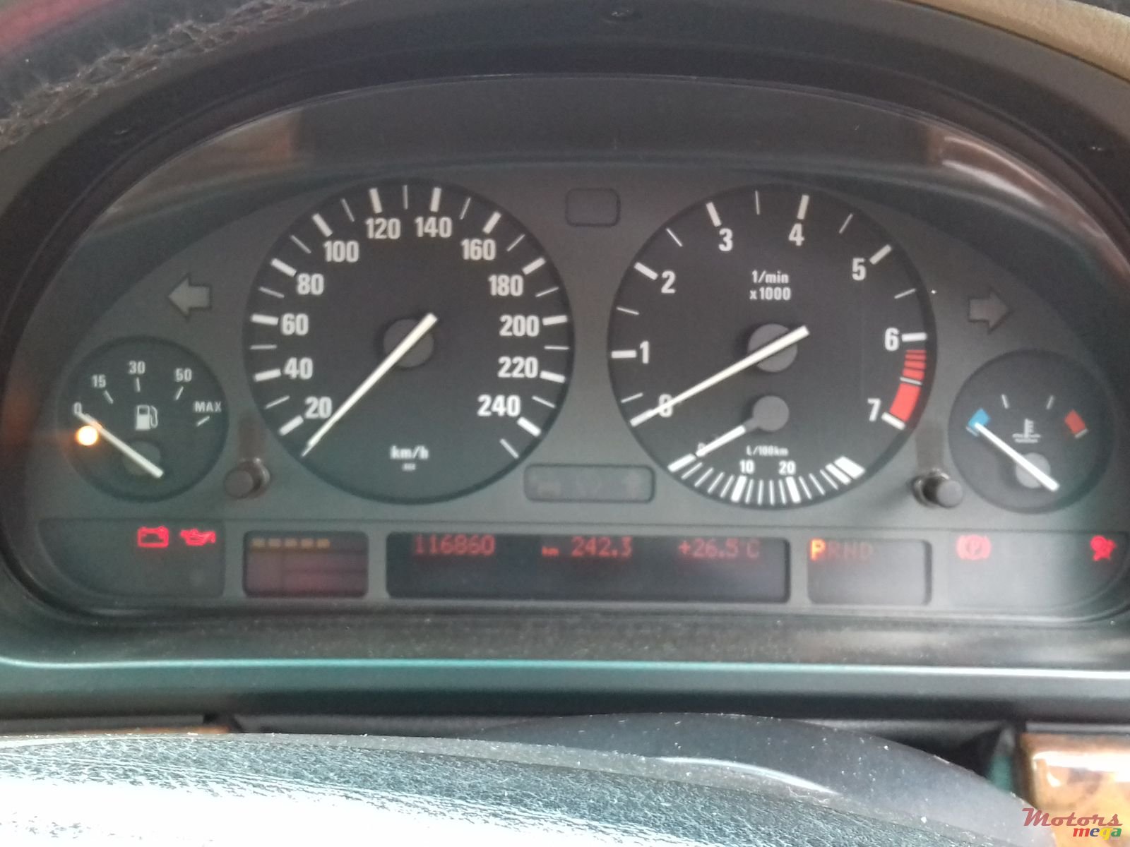 2000' BMW 520 photo #4