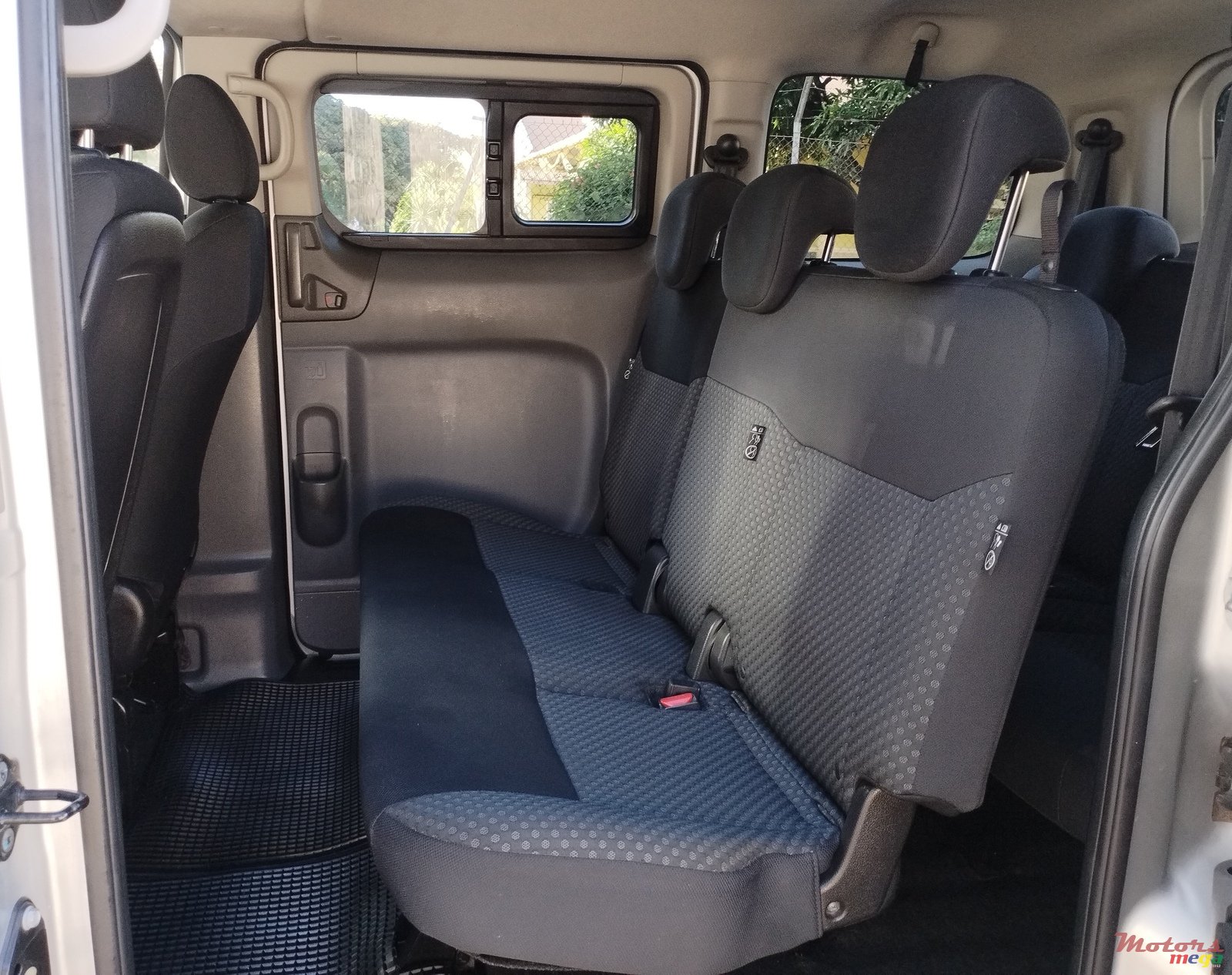 2017' Nissan NV200 photo #5