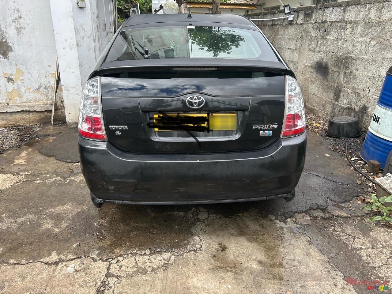 2008' Toyota Prius photo #2