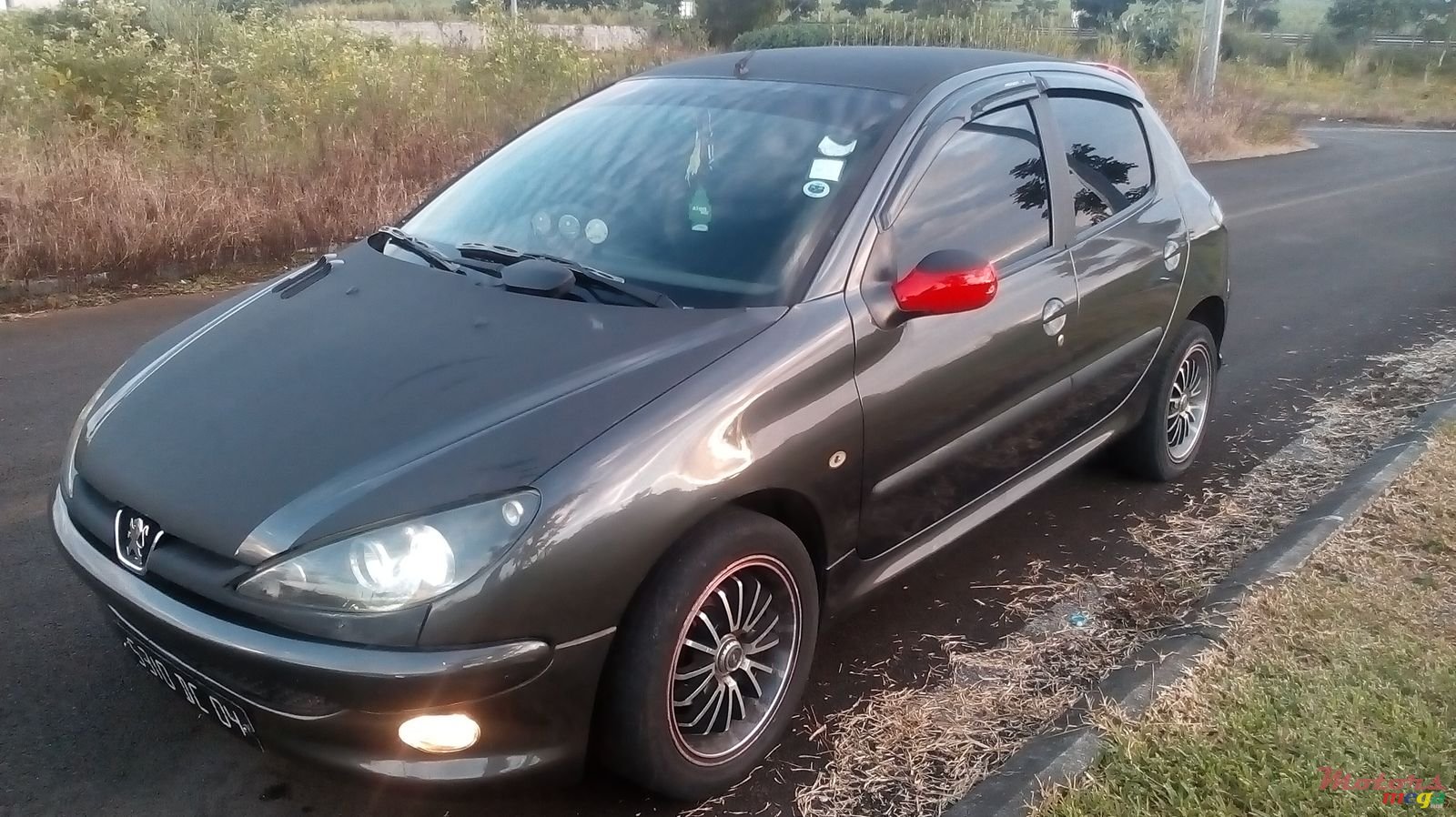 2004' Peugeot 206, Sport Look, PHARE LED, J/ photo #1
