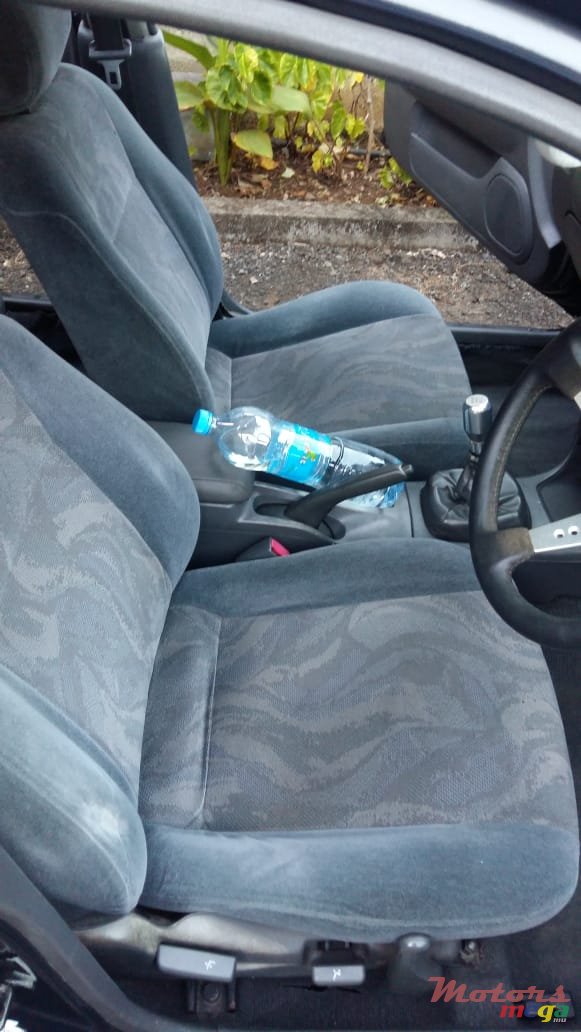 1999' Mitsubishi Lancer photo #7