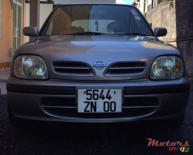 2000' Nissan March photo #2